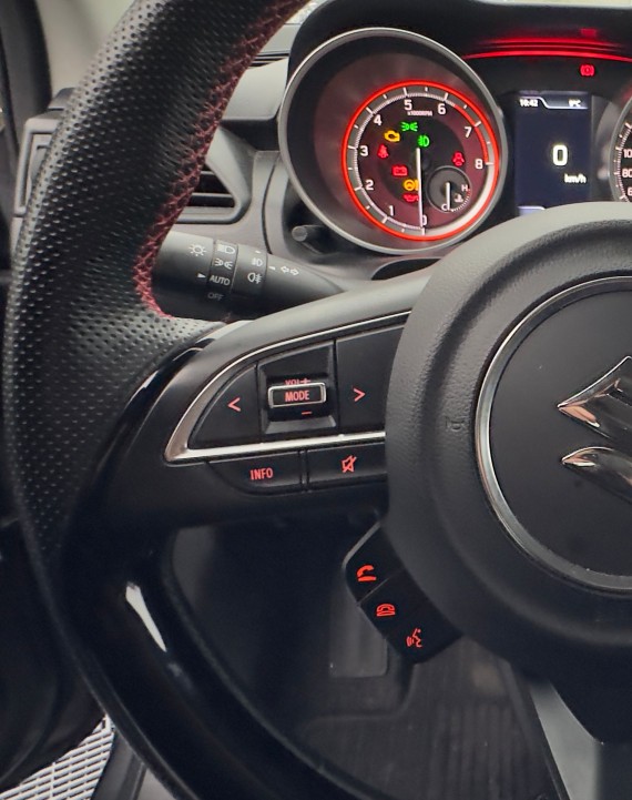 SUZUKI SWIFT SPORT Suzuki swift-011.jpg